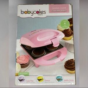 Babycakes Mini Cupcake Maker in Pink NIB